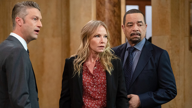 Click to watch 'Guardians and Gladiators...' (popup) Law And Order